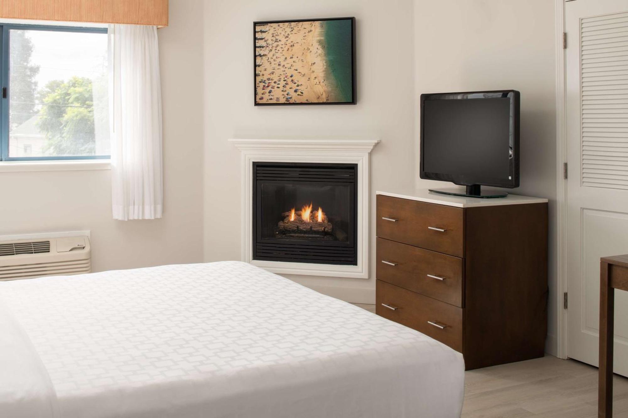 Best Western Plus All Suites Inn Santa Cruz Exterior foto